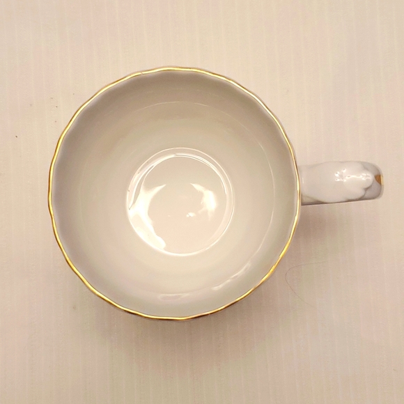 Vintage Royal Albert Bone China - Picture 3 of 3